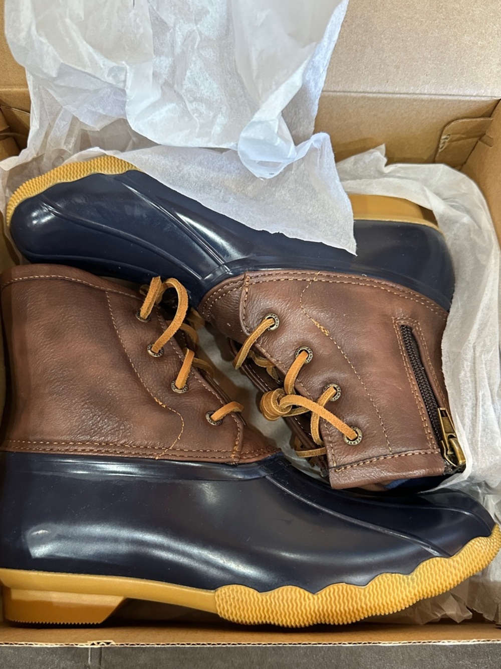 NWT Girl’s Sperry Brown Leather Brown and Navy Saltwater Boots